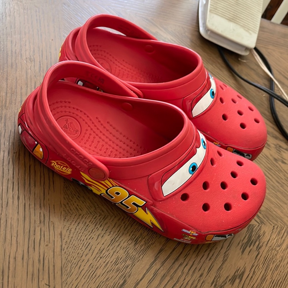 Lightning McQueen crocs